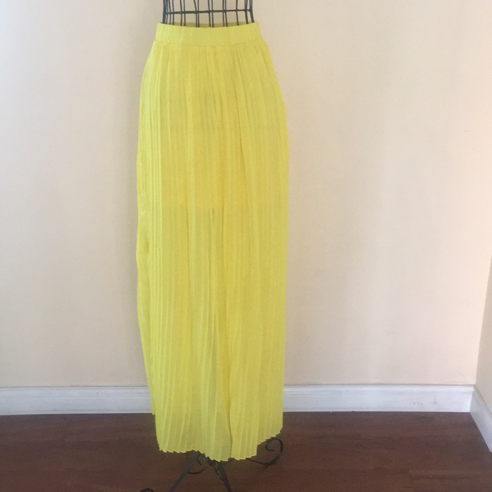 Forever21 pleated skirt